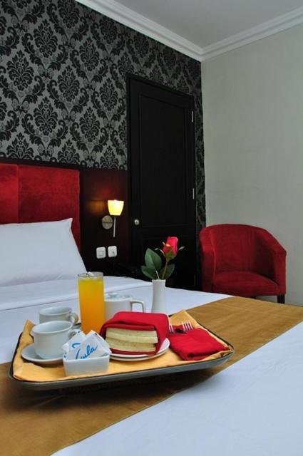 Feodora Airport Hotel ปาเลมบัง ห้อง รูปภาพ