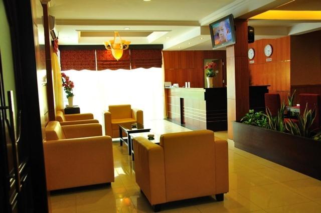 Feodora Airport Hotel ปาเลมบัง ภายนอก รูปภาพ