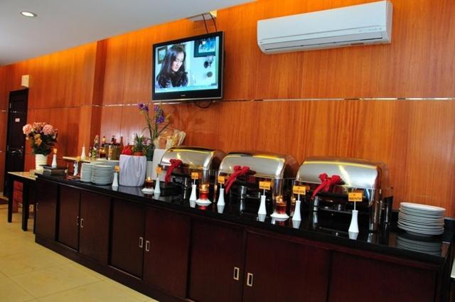 Feodora Airport Hotel ปาเลมบัง ภายนอก รูปภาพ