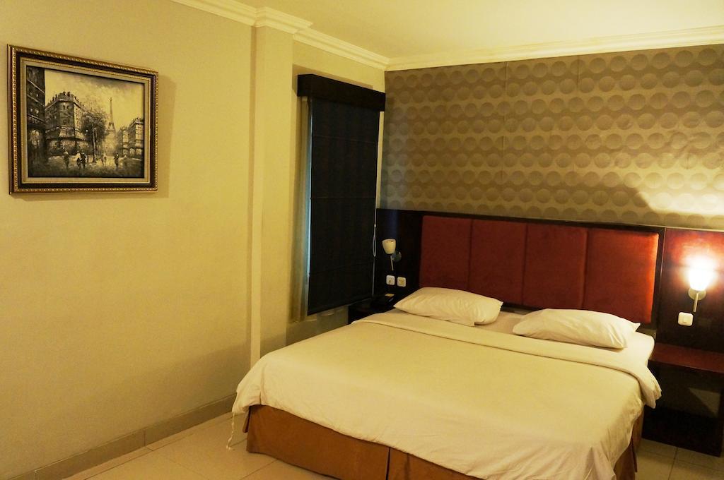 Feodora Airport Hotel ปาเลมบัง ห้อง รูปภาพ