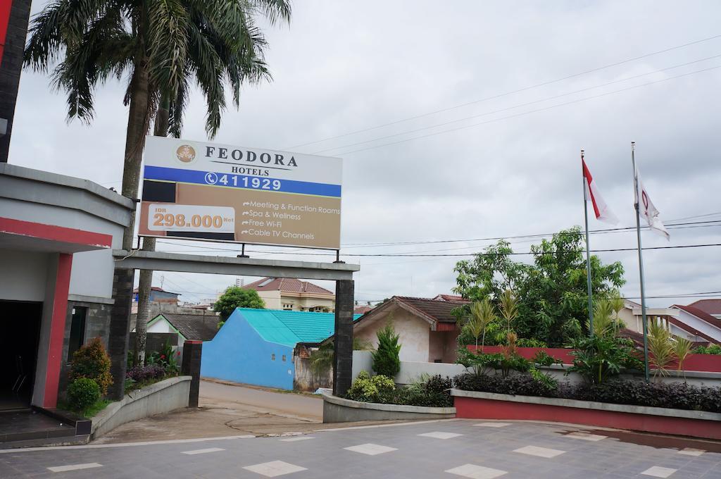 Feodora Airport Hotel ปาเลมบัง ภายนอก รูปภาพ