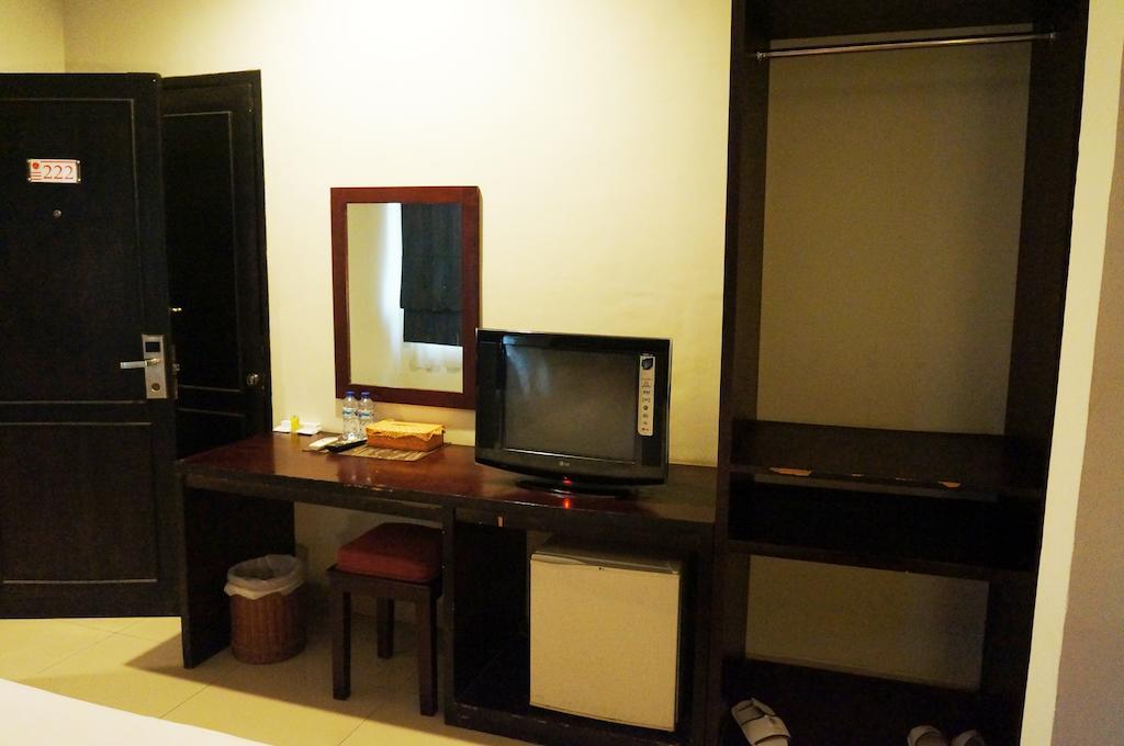 Feodora Airport Hotel ปาเลมบัง ภายนอก รูปภาพ